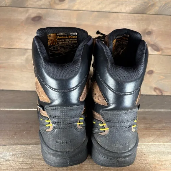 keen dover mens size 9 wide EE shoes brown steel waterproof toe 8&quot; work boots