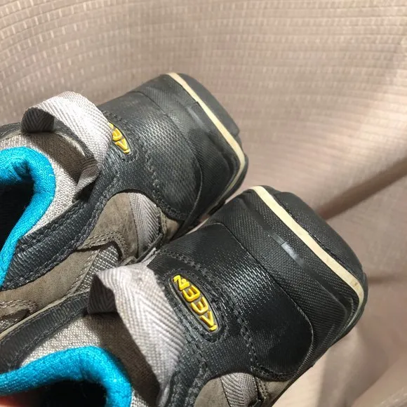 Keen gray blue Hiking leather upper shoes, 7.5