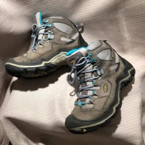 Keen gray blue Hiking leather upper shoes, 7.5
