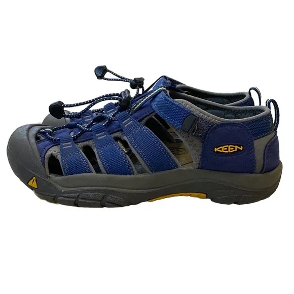 Keen Navy Blue Hiking Sandal Newport H2 Men’s 6 DarkBlues Rubber Water Friendly