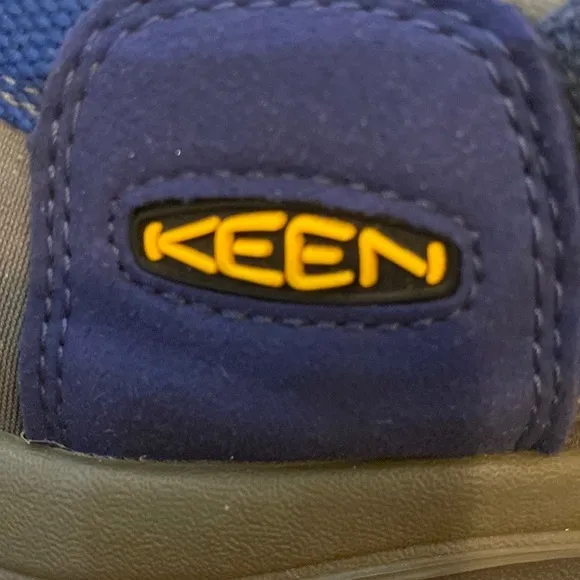 Keen Navy Blue Hiking Sandal Newport H2 Men’s 6 DarkBlues Rubber Water Friendly