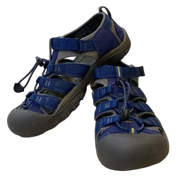 Keen Navy Blue Hiking Sandal Newport H2 Men’s 6 DarkBlues Rubber Water Friendly