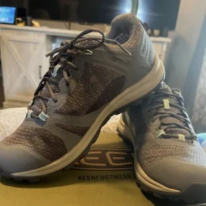 Keen Shoes Women 8 Terradora Waterproof Hiking Low Top Lace Up Gym Run Sneaker