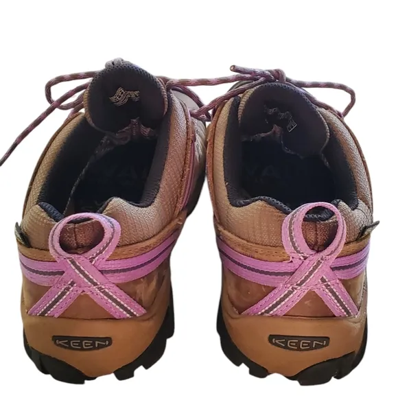 Keen Women's Targhee II Waterproof Shoes - Brown and Purple. Size 8.