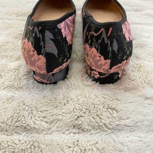 Kelly &amp; Katie Floral Ballet Flats Shoes Size 6