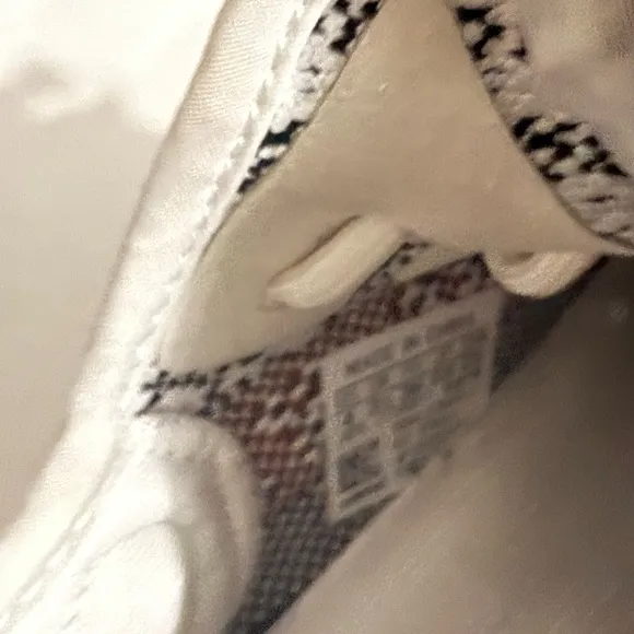 Kids Yeezy Boost 350 V2 ‘Zebra’