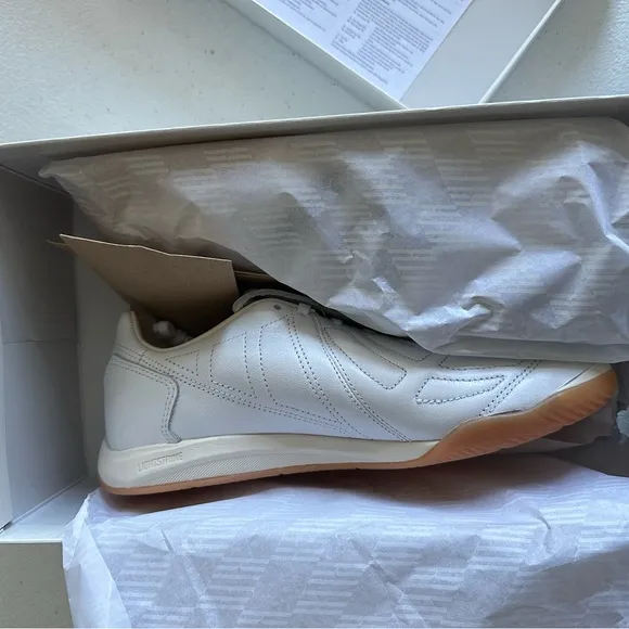 KITH Predators size 7