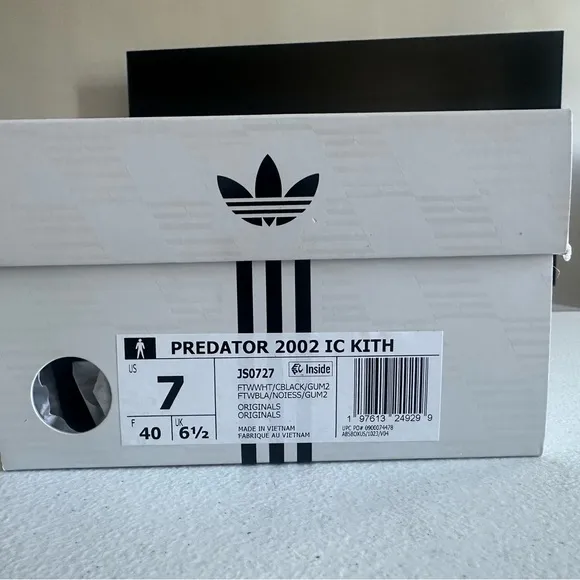 KITH Predators size 7