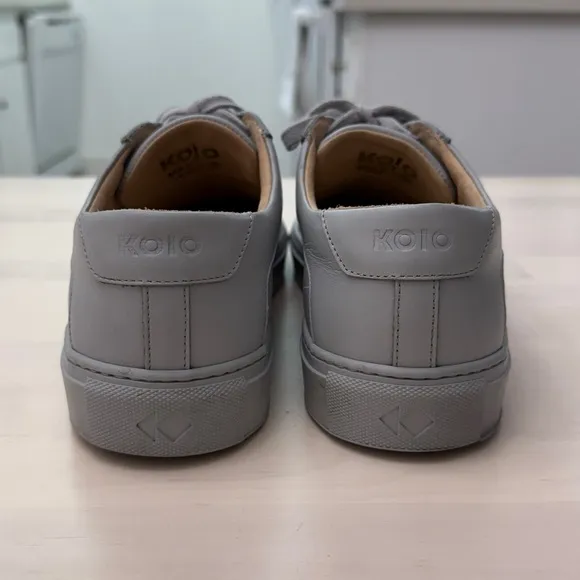 KOIO Gray Sneakers Minimalist Leather Design