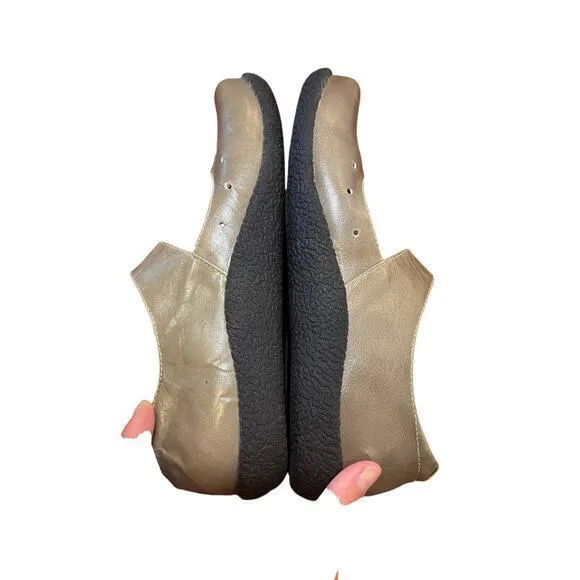 KUBO Energy Efficient Transportation Grey Leather Mary‎ Jane Style Shoes 38 or 8