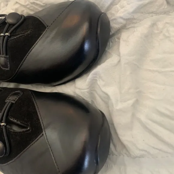 Kumpfs Ziera  black button heel steampunk shoes 40W Downton Victorian leather
