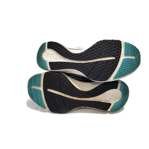 Kuru Quantum Sneakers Shoes | Black Blue | Size 5 | Style 20133150