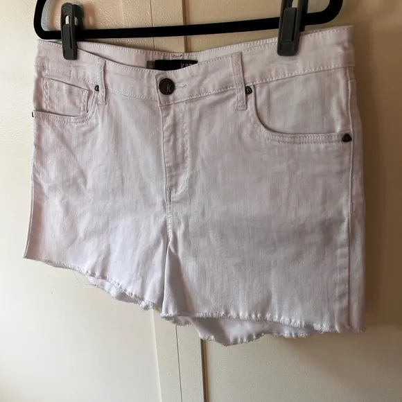 Kut From The Kloth Denim Women’s NWOT Jean Gidget Fray‎ Shorts Size 12