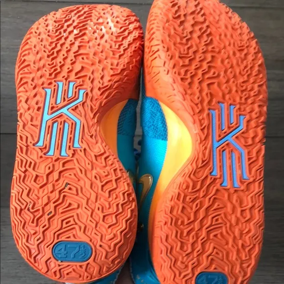 Kyrie Irving Egyptian Shoe