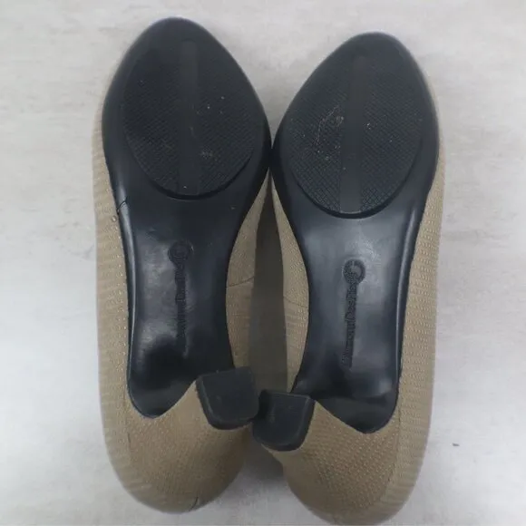 L'Amour des Pieds Jakoby Size 6 Modern Elegant Comfort Office Pump Heels Shoes