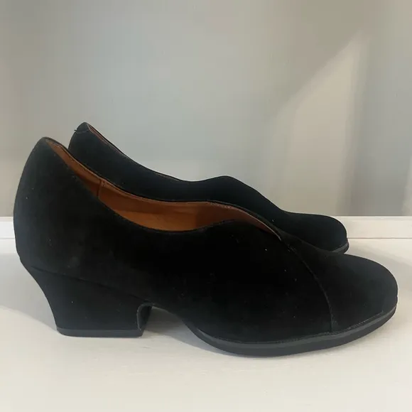 L'Amour des Pieds Jesicca Women's Shoes 6.5‎