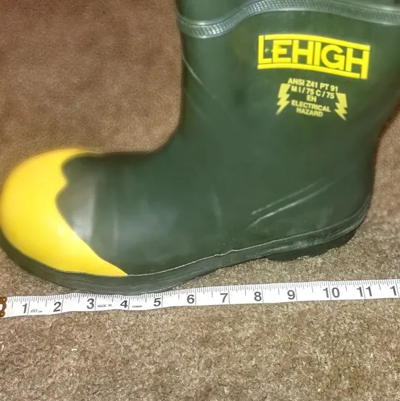 Lehigh Safety rubber work boots elc hazard new sz9 shock proof
