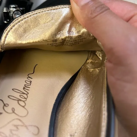 Libby Edelman Charm Embellish Flats