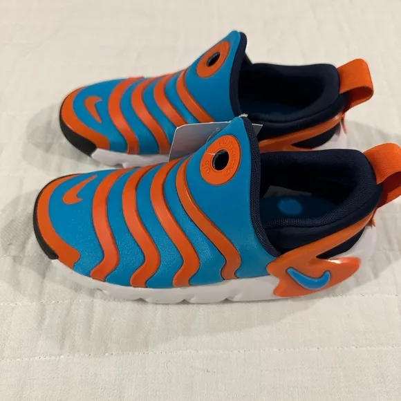 LITTLE KIDS' NIKE DYNAMO GO CASUAL SHOES.
