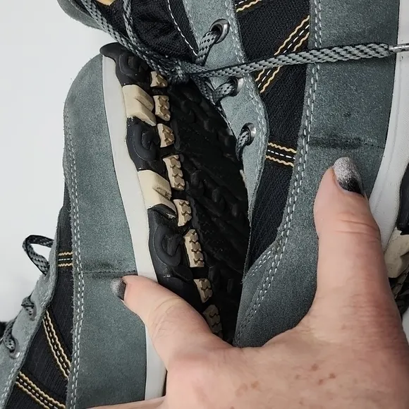L.L. Bean Men's Primaloft Waterproof Gray Black Lace Up‎ Hiking Boots 12 Wide