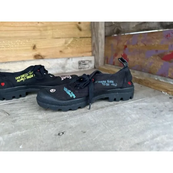 Love‎ Moschino Black Lug Sole Embroidered Sneakers Size 37 6.5 US