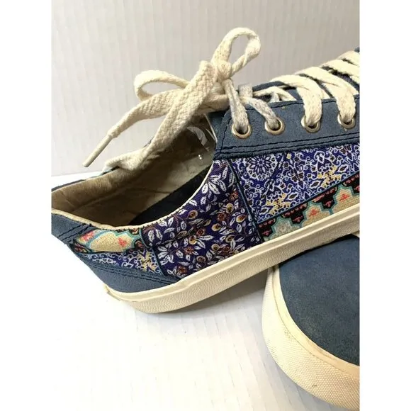 Low Top Canvas Native Tennis Shoes Women's 9 Men's 7 Floral Patchwork blue