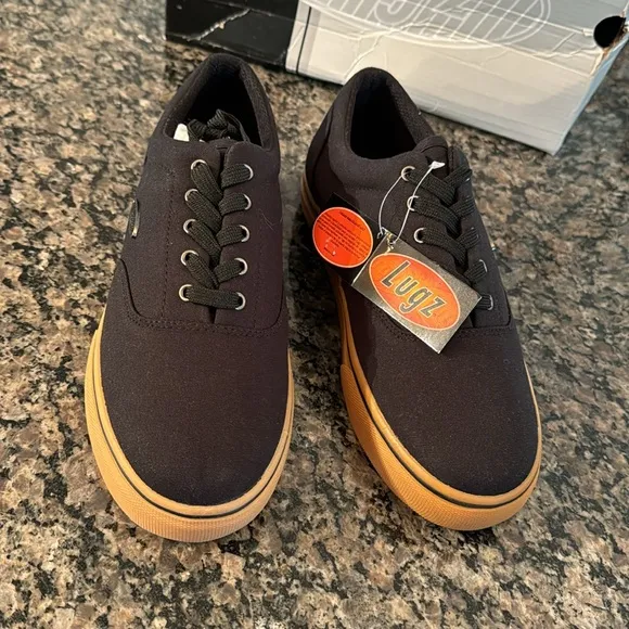 Lugz black vet canvas sneaker NIB 9.5