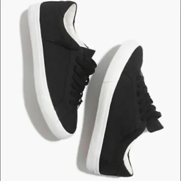 𝅺MADEWELL Sidewalk Low-Top Sneakers in Black Canvas Unisex. Men’s 7.5 Wom…
