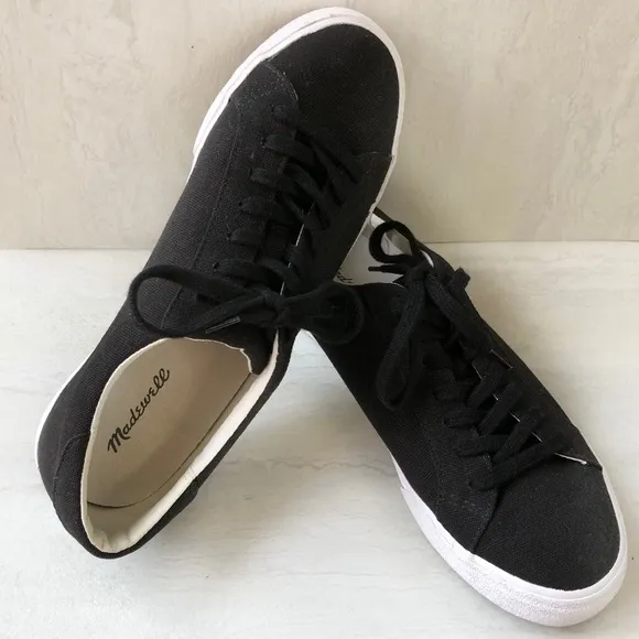 𝅺MADEWELL Sidewalk Low-Top Sneakers in Black Canvas Unisex. Men’s 7.5 Wom…