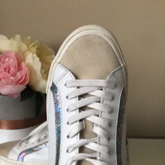 MADEWELL Sidewalk Low-Top Sneakers in Iridescent Leather