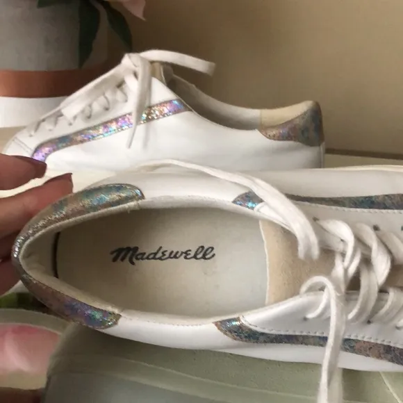 MADEWELL Sidewalk Low-Top Sneakers in Iridescent Leather