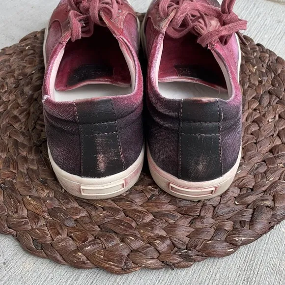 Madison Supply Chris Canvas Spray Sneakers