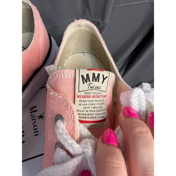 MAISON MIHARA YASUHIRO &quot;PETERSON&quot; OG SOLE CANVAS LOW-TOP SNEAKER (PINK/WHITE)