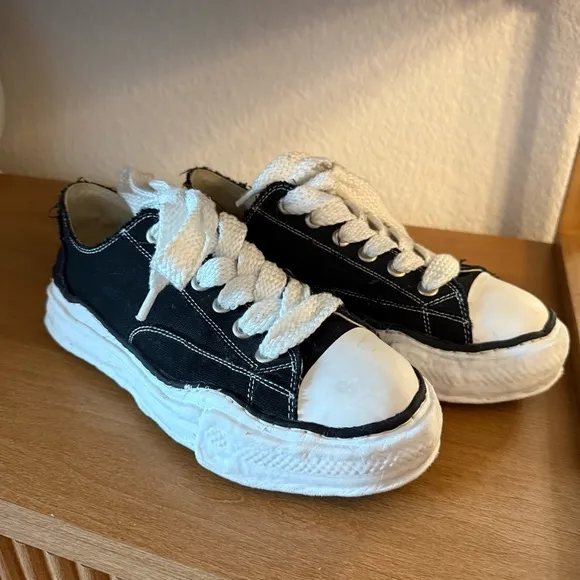 MAISON MIHARA YASUHIRO Black Hank OG Sole Canvas Low-Top Sneakers Size 41