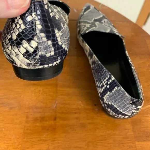 Marc Fisher alligator croc leather pointed toe flats loafers shoes size 9