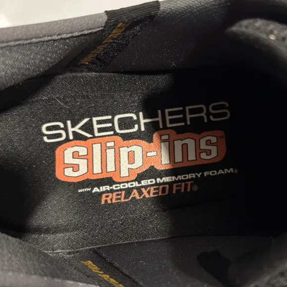Men’s 11 sketchers Equalizer 5.0 slip ins