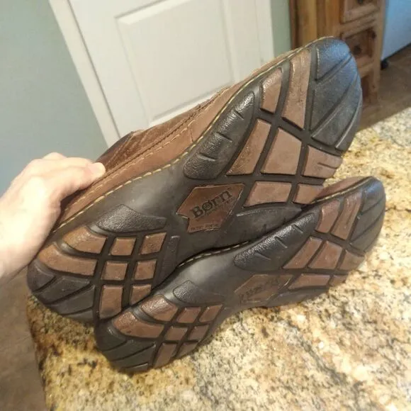 Men’s Born Handcrafted Footwear Size 11.5  45.5 Brown Casual Suede Shoes M6573