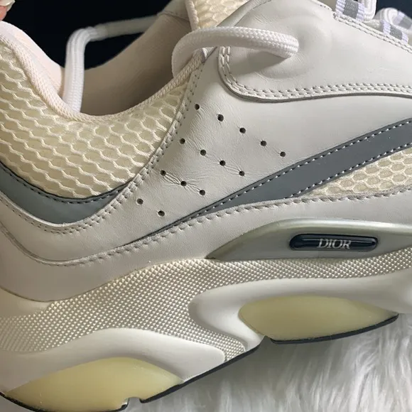 Men’s Dior- B22 Sneakers. Size 43 (US-9). White, Mesh, Silver tone Calfskin- GUC