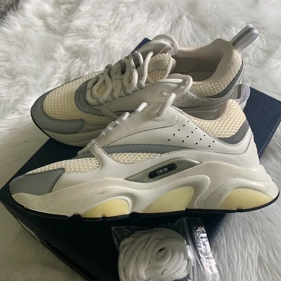 Men’s Dior- B22 Sneakers. Size 43 (US-9). White, Mesh, Silver tone Calfskin- GUC