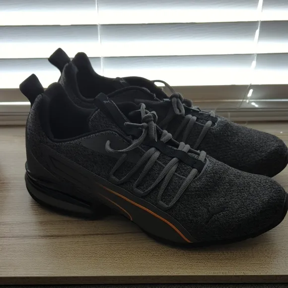 Men's Gray and Black Athletic Shoes