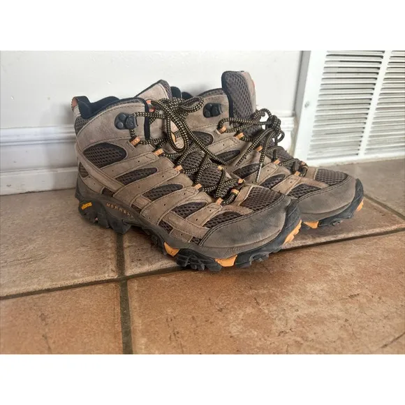 Men's Merrell Moab 2 Mid Hiking Boots Walnut Vibram J06045 Size 7.5
