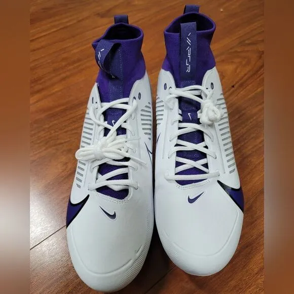 Mens Nike cleats size 15