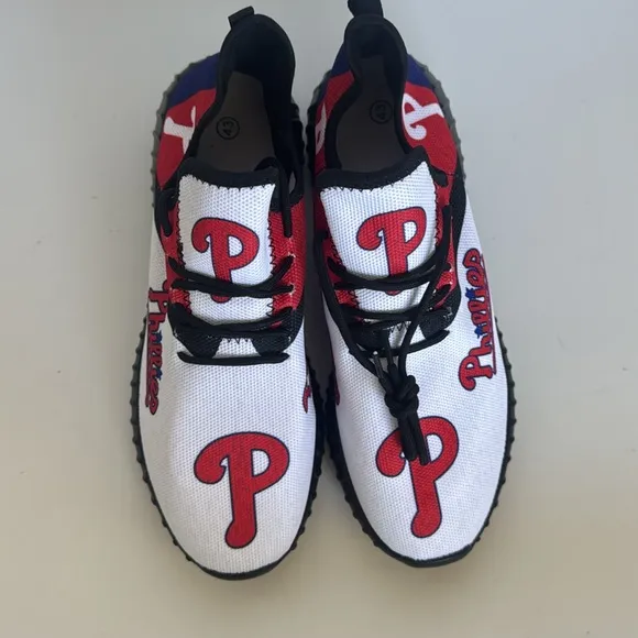 Mens Phillies canvas sneakers