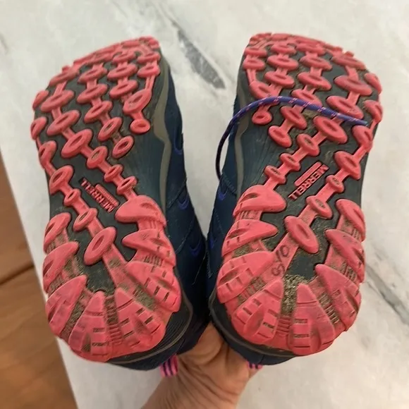 Merrell Chameleon 7 Mid Waterproof Hiking Boots - Kids' 5M blue pink