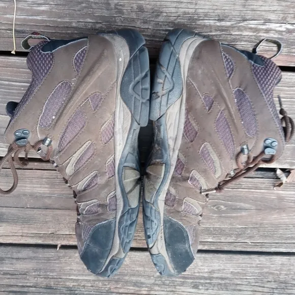Merrell Men 10.5 Moab Mid Gore-Tex Dark Earth Hiking Trail Boots J87701 Get out