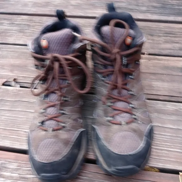 Merrell Men 10.5 Moab Mid Gore-Tex Dark Earth Hiking Trail Boots J87701 Get out