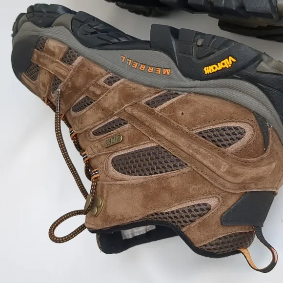 Merrell Moab Mid Top Waterproof Hiking Boots with Vibram Sole Sz 10W J06051W
