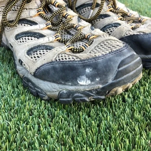 Merrell Moab Ventilator Mesh Hiking Shoe in Walnut 9.5