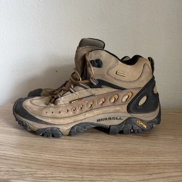 Merrell Pulse II Vibram Waterproof Hiking Boots Loden Taupe Mens Size 10