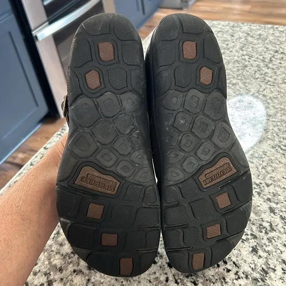 Merrell Women's Dassie MJ Casual Shoes - Espresso size 8.5